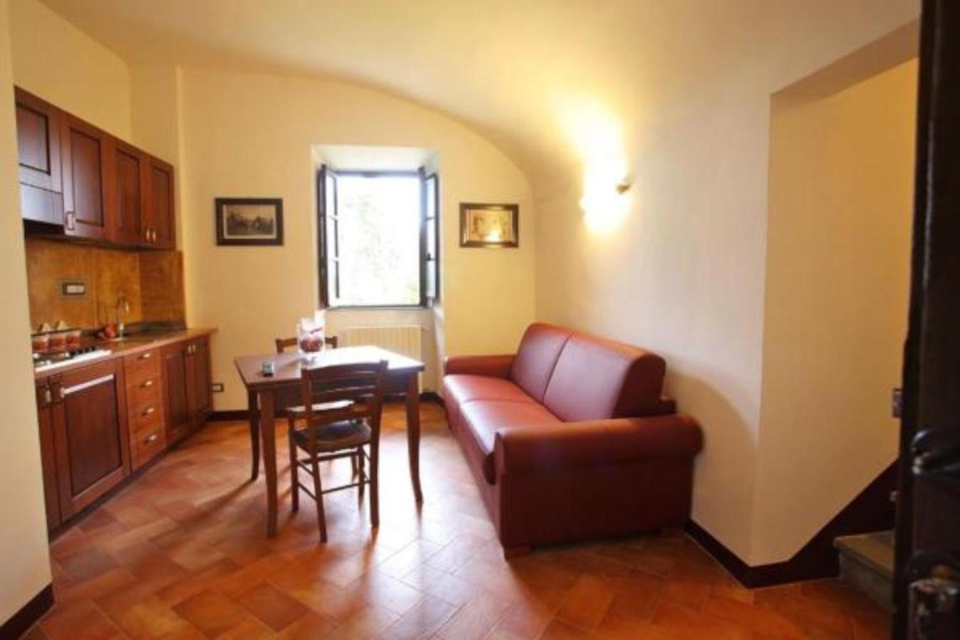 Antico Borgo La Commenda Aparthotel Монтефиасконе Екстериор снимка