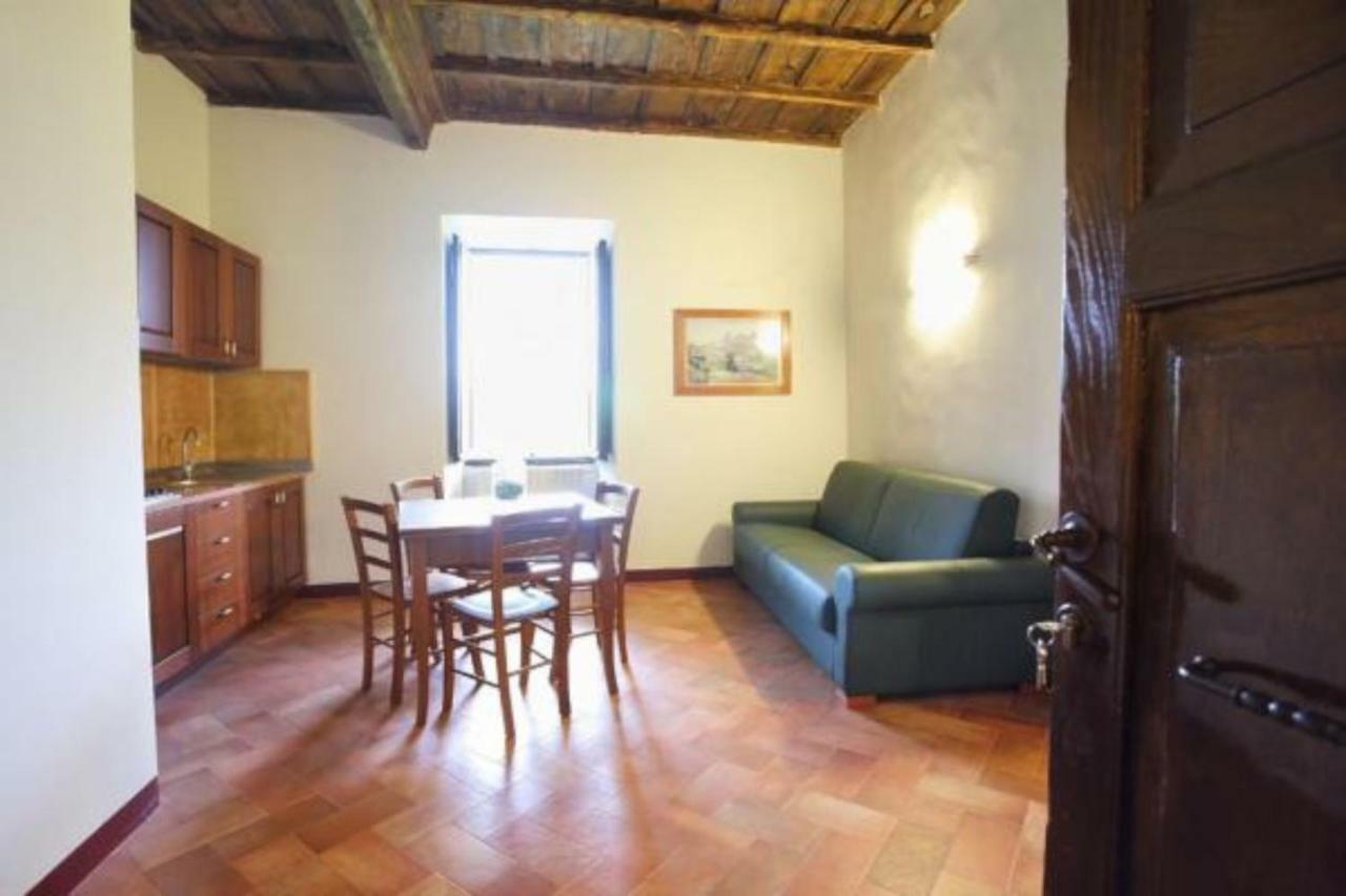 Antico Borgo La Commenda Aparthotel Монтефиасконе Екстериор снимка
